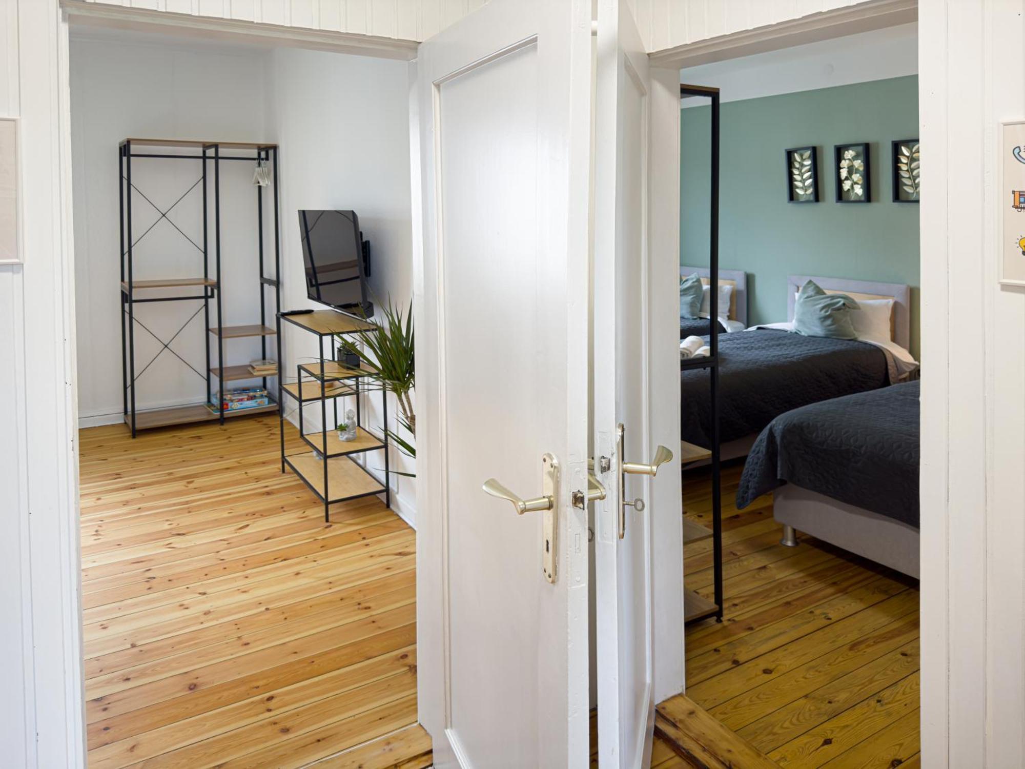 Immostay #8 - Haus Fuer 13 Personen Mit 7 Zimmer - Grosser Garten & Grill, Free Parking, Wlan BRE Eksteriør bilde
